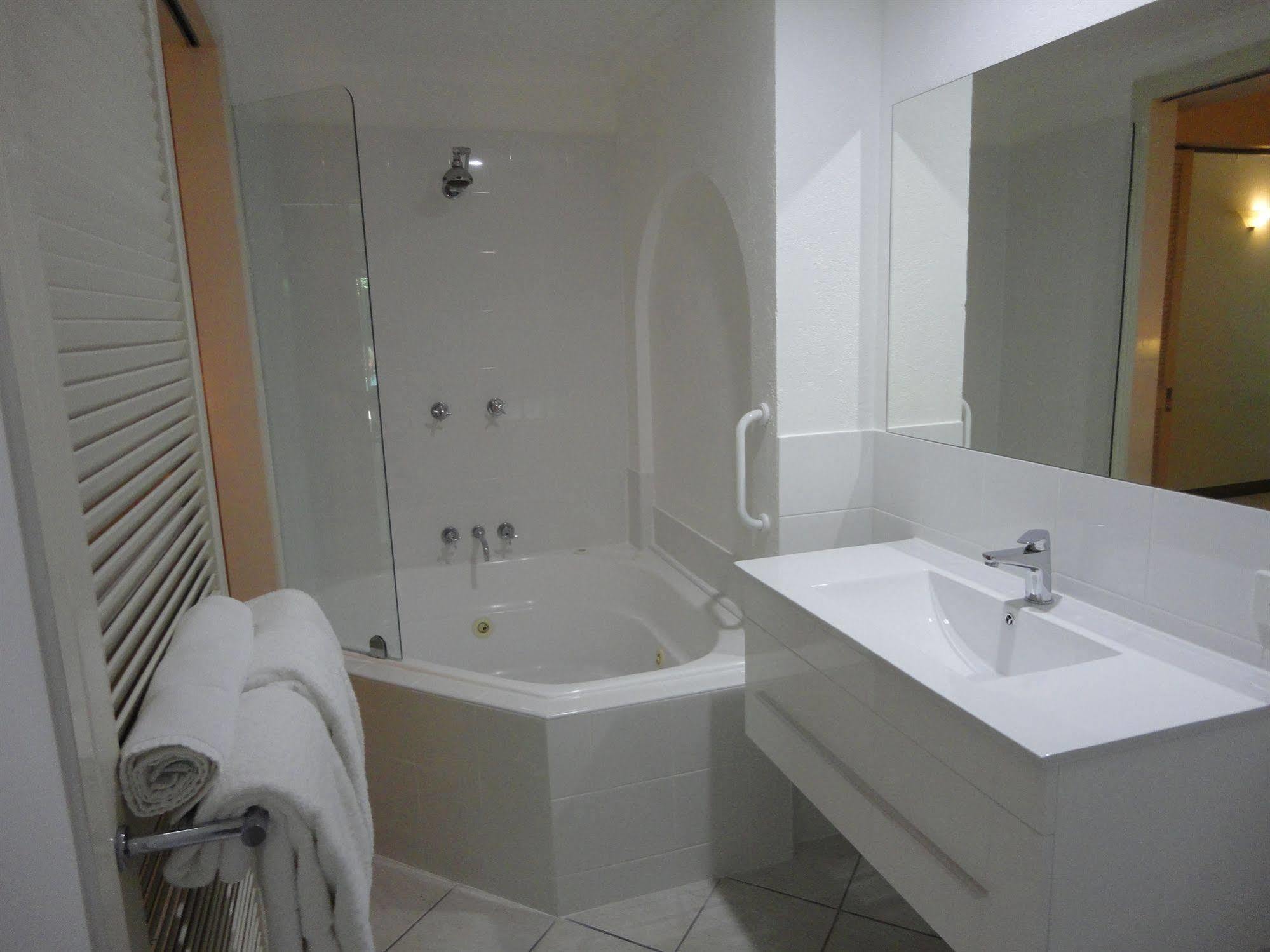 Le Cher Du Monde Adults Only Aparthotel 4*