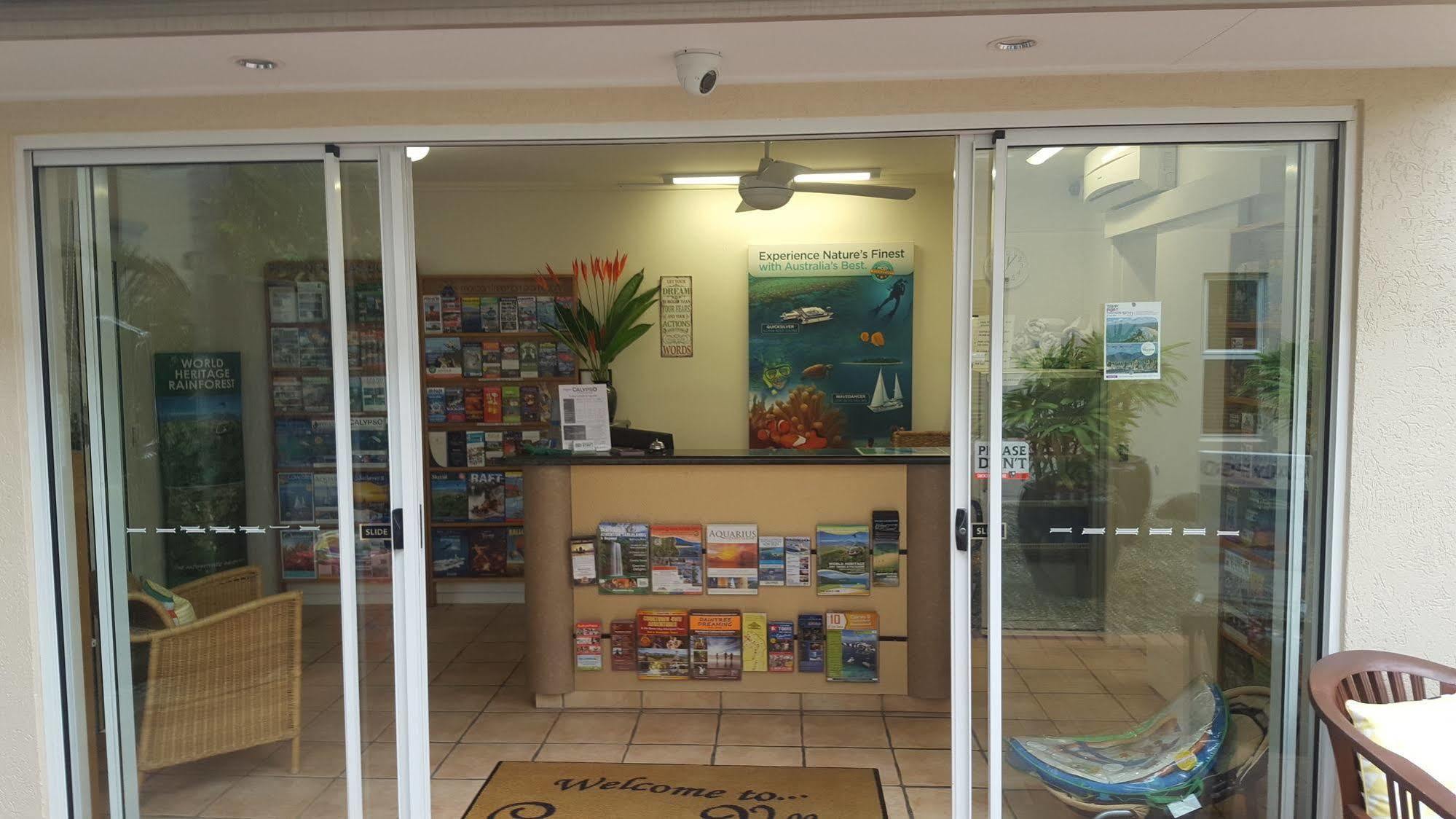 Cayman Port Douglas