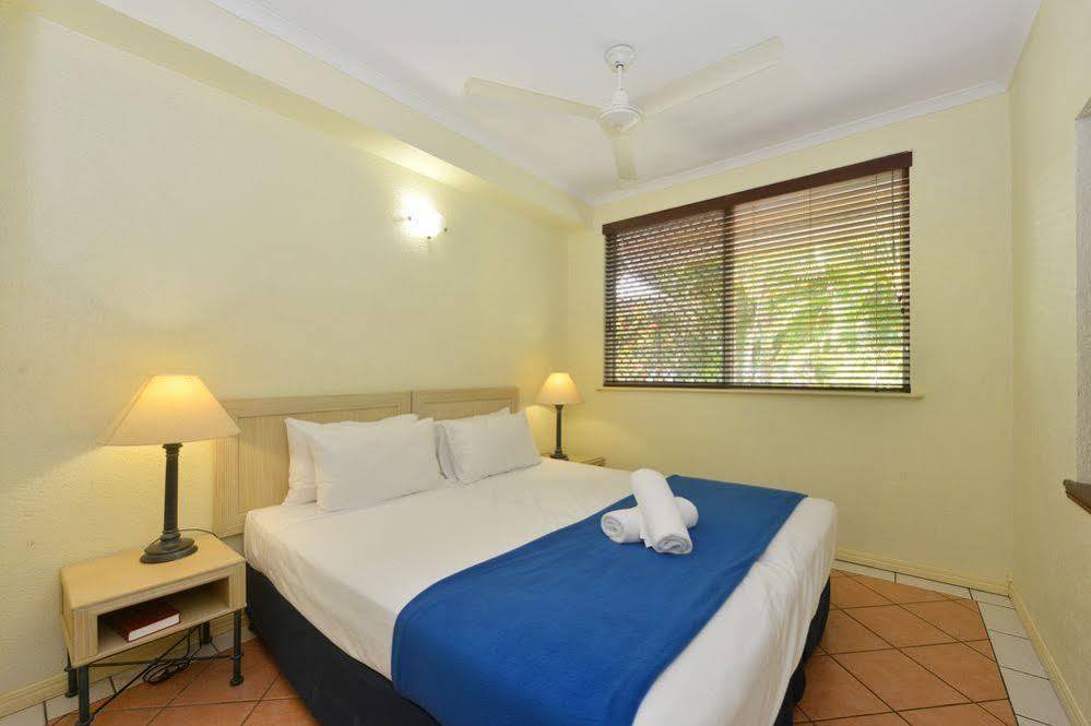 Seascape Holidays - Coral Aparthotel