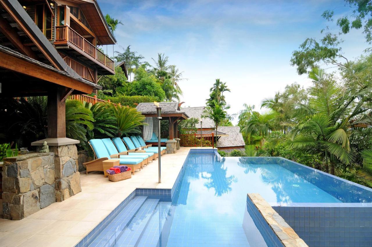 Empat Puluh Dua Villa
