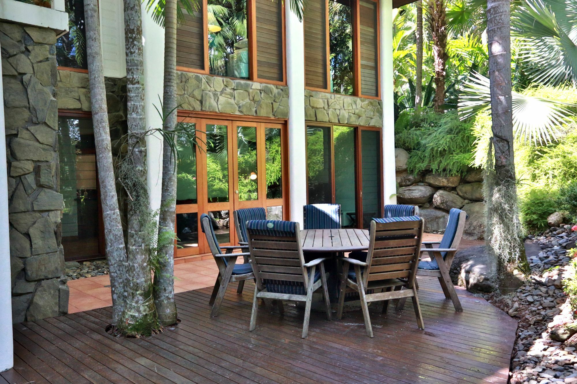 Apartment 17 Wharf Street *