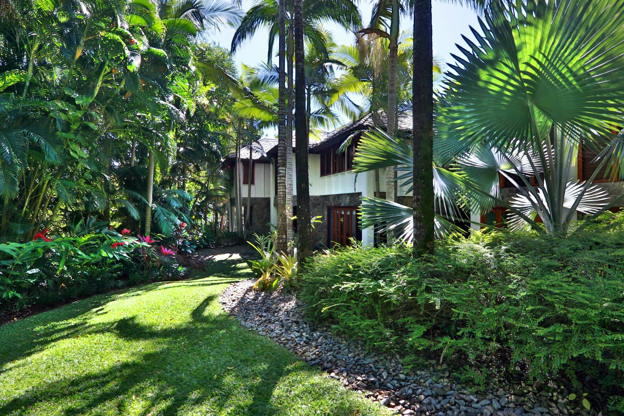 Apartment 17 Wharf Street Port Douglas