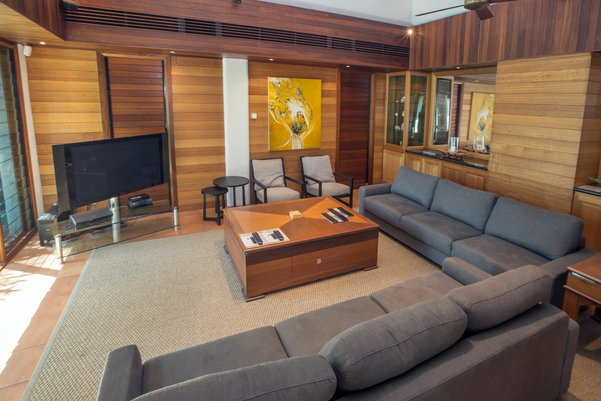 Apartment 17 Wharf Street Port Douglas