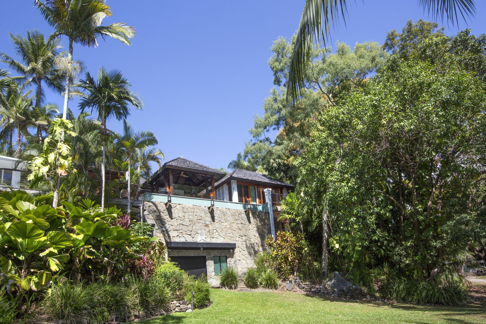 Apartment 17 Wharf Street Port Douglas