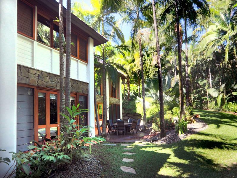 17 Wharf Street Apartment