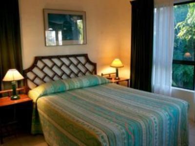 Seascape Holidays - Tropical Reef Aparthotel Port Douglas