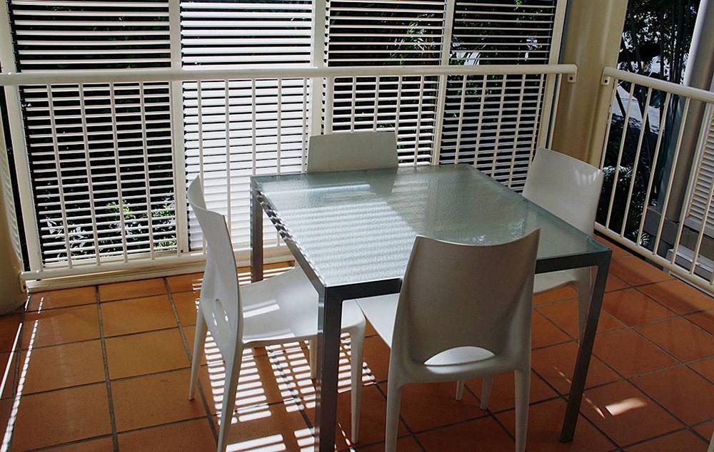- Adults Only Oasis 4* Port Douglas