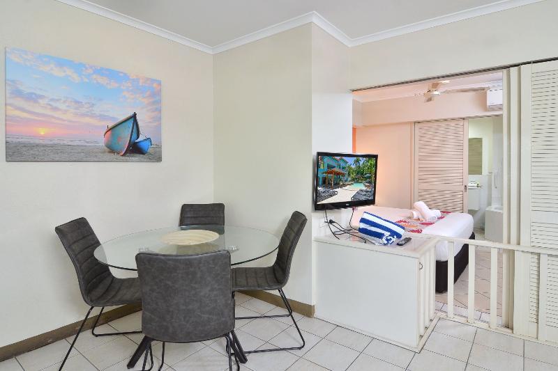 Le Cher Du Monde Adults Only 4* Port Douglas