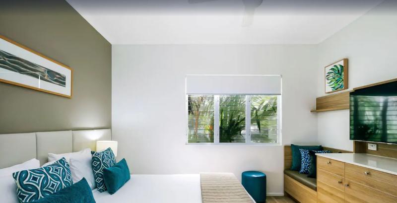 Hotel Mantra Portsea