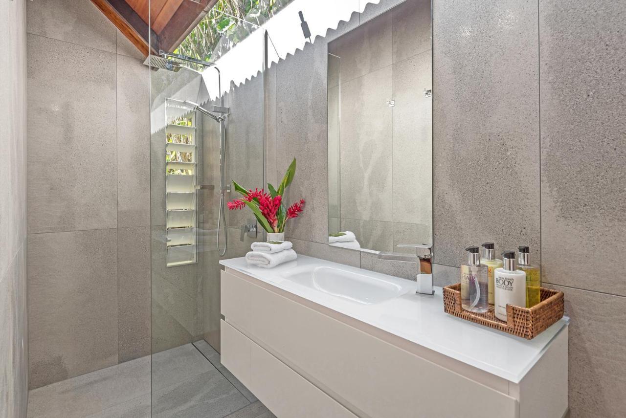 Luxurious Sala Private Beachfront Escape