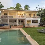 Villa Sorrento Luxury House