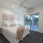 Villa Sorrento Luxury House