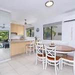 Seascape Holidays - Tropical Reef Apartments
