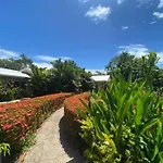 Luxury 5 Bedroom Home, Steps To Beach Sol