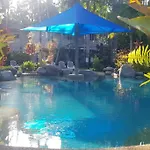 Reef Resort, Lagoon Pool Scooters, Bar 1R