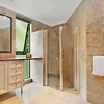 1 The Point Apartments Port Douglas