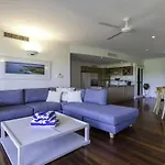 6 The Point Apartments