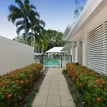 Plantation House - Private 4 Bedroom Beachfront Retreat