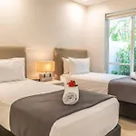 Port Douglas Mirage Villa 433 - Beachfront
