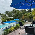 Beachfront Terraces With Onsite Reception & Check In
