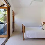 Savannah Villa Elua