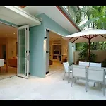 Latitude 16 On Grant Street