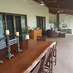Daintree Village Bed And Breakfast