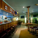 Cow Bay Hotel Motel