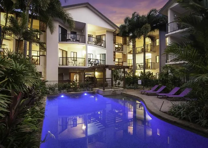 BAY VILLAS No 15