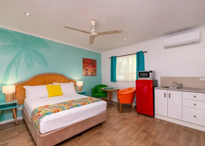 Port Douglas Motel