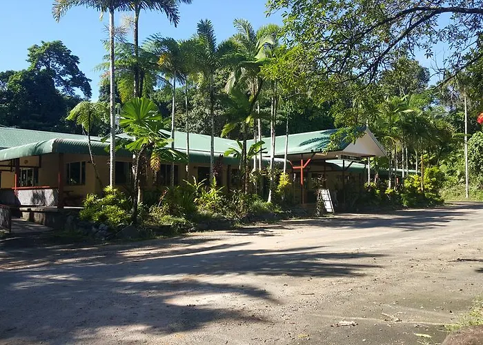 Cow Bay Hotel Motel