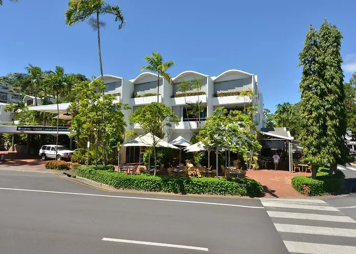 Seascape Holidays At Club Tropical