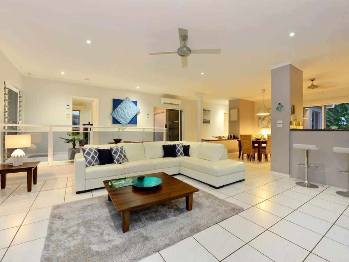 Sandwater-tropical Beachside Holiday House Holiday home *