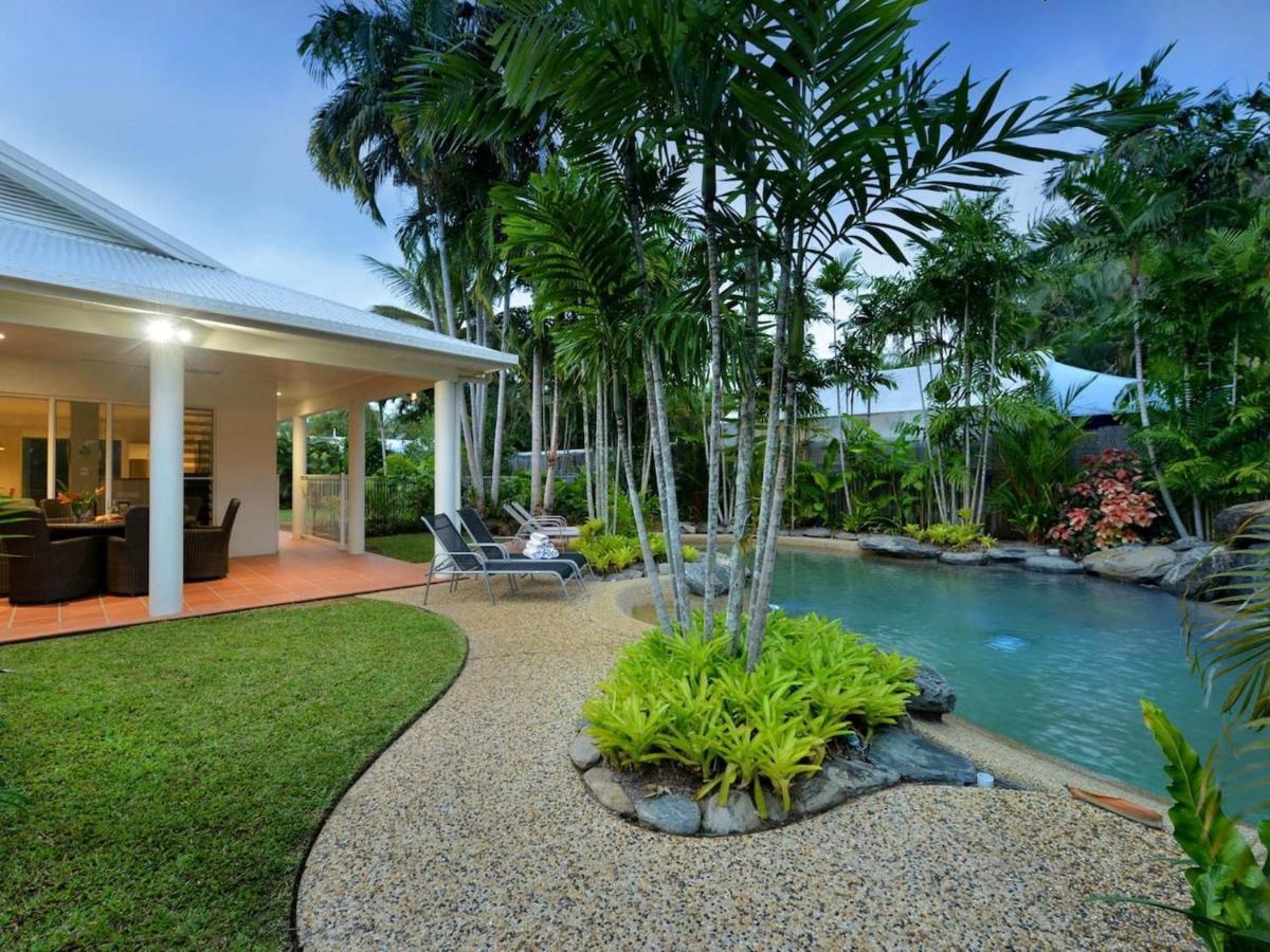 Sandwater-tropical Beachside Holiday House * Port Douglas