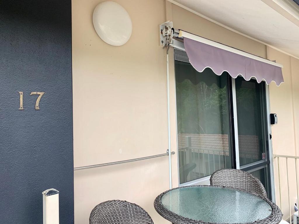 #17@thelycheetree, - Newly Renovated Apartment *