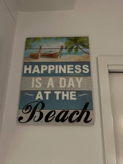 Beautiful Large Available In Tropical North Queensland Port Douglas