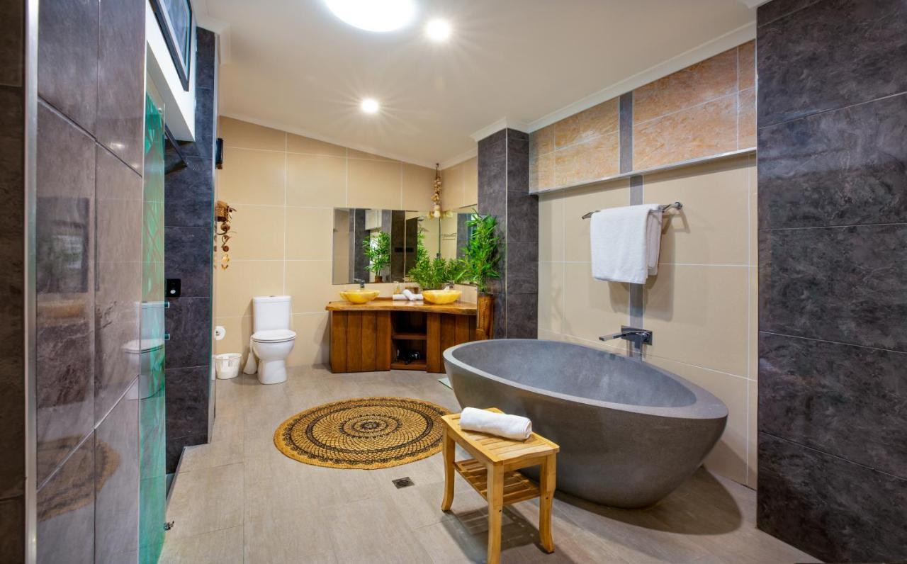Apartment Luxury Penthouse 5 Bdr 3 Bath Twin Rain Showers 365 Sq Mtrs