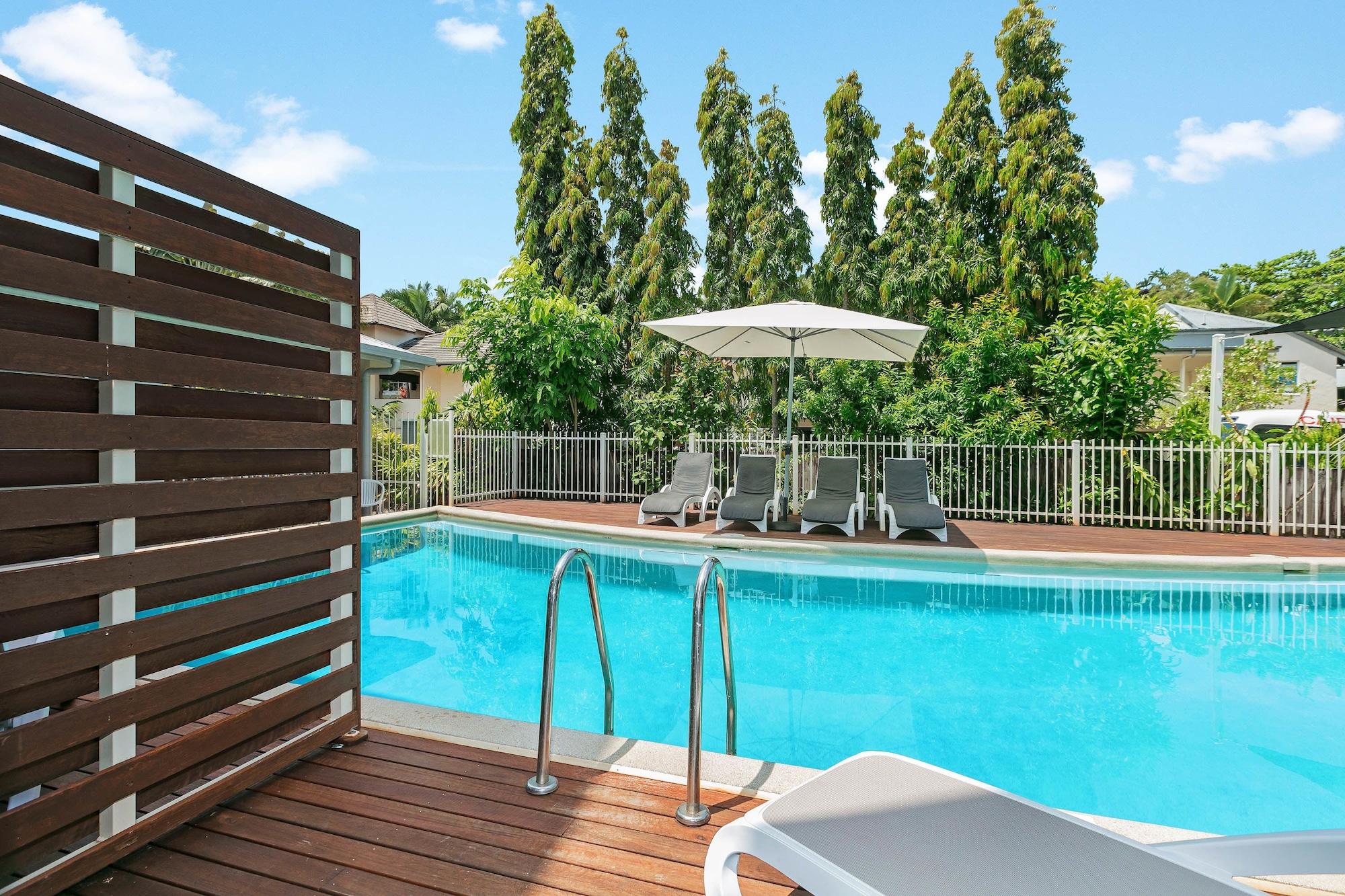 Aparthotel Mantra Aqueous On Port
