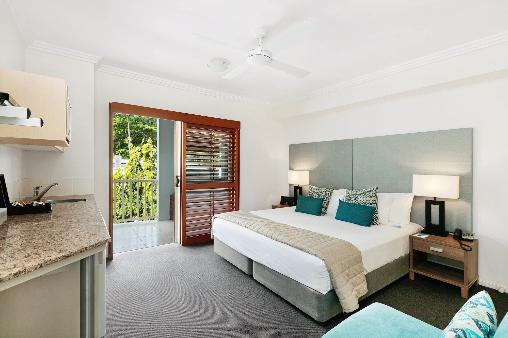 Mantra Aqueous On Port Aparthotel