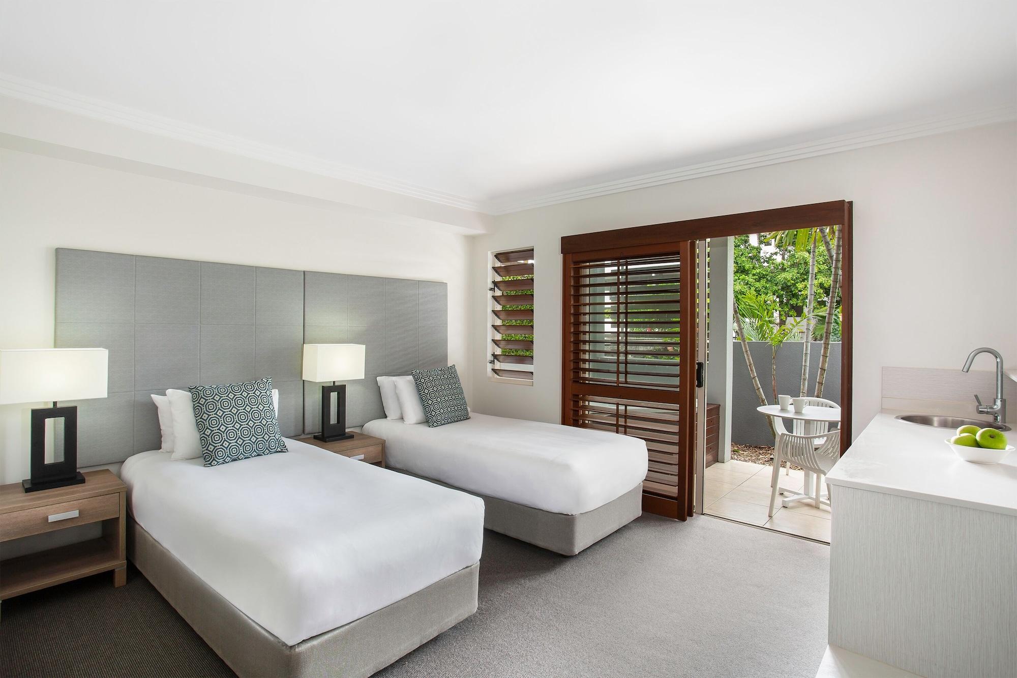 Mantra Aqueous On Port Aparthotel 4*