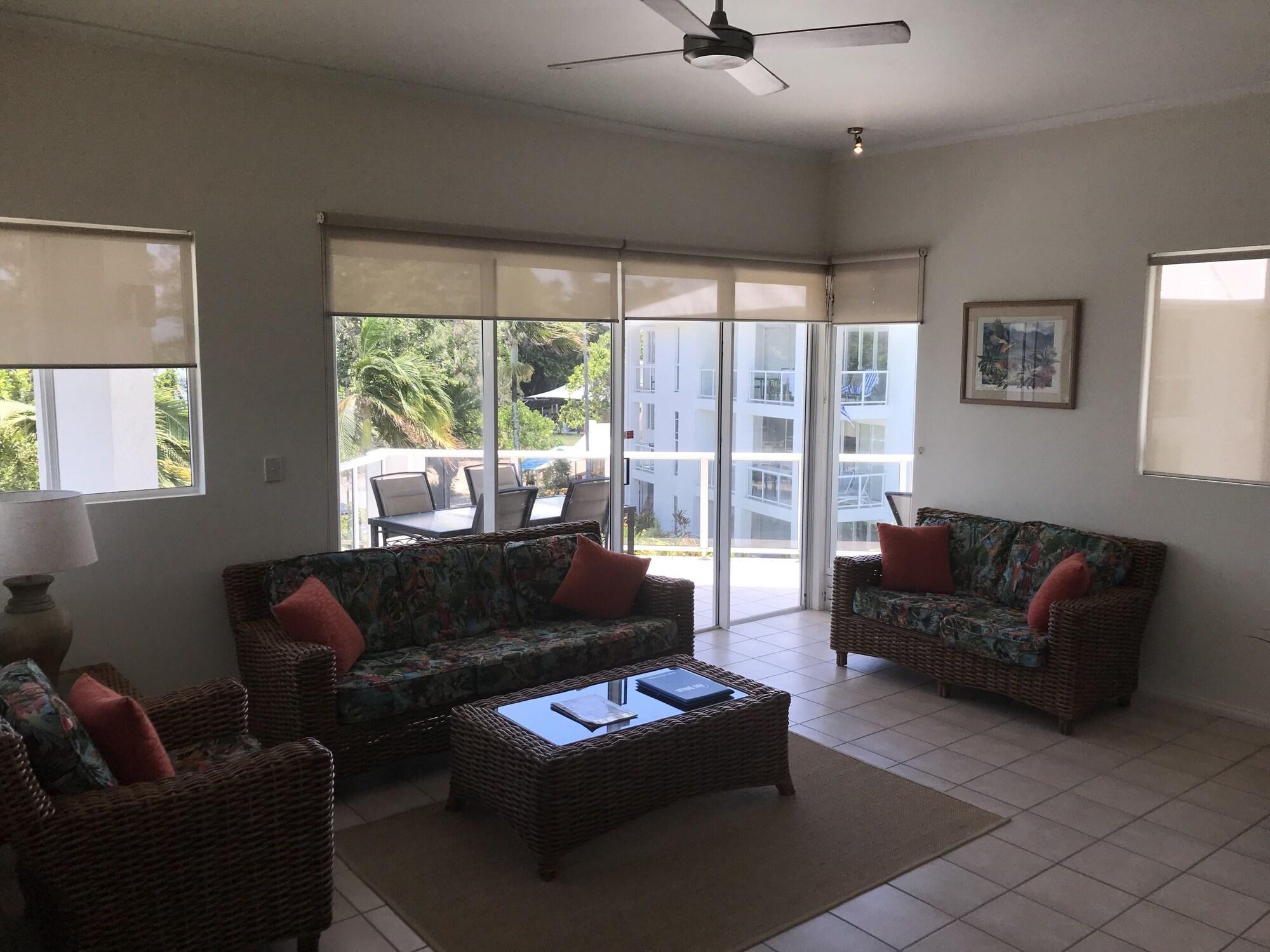 Beaches - Official Onsite Reception & Check In 4*