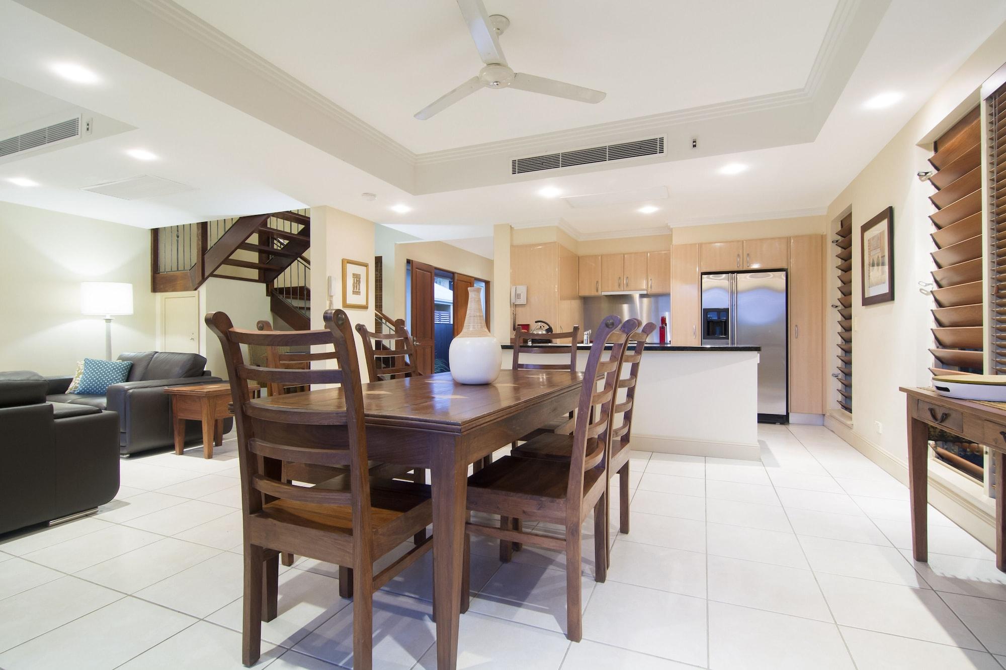 Paradise Links Resort 4*