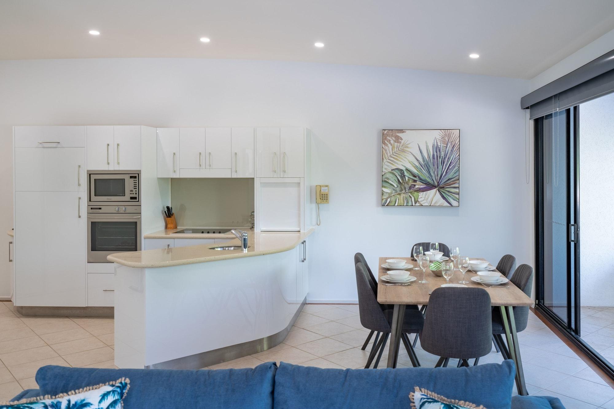 Saltwater Luxury 5*