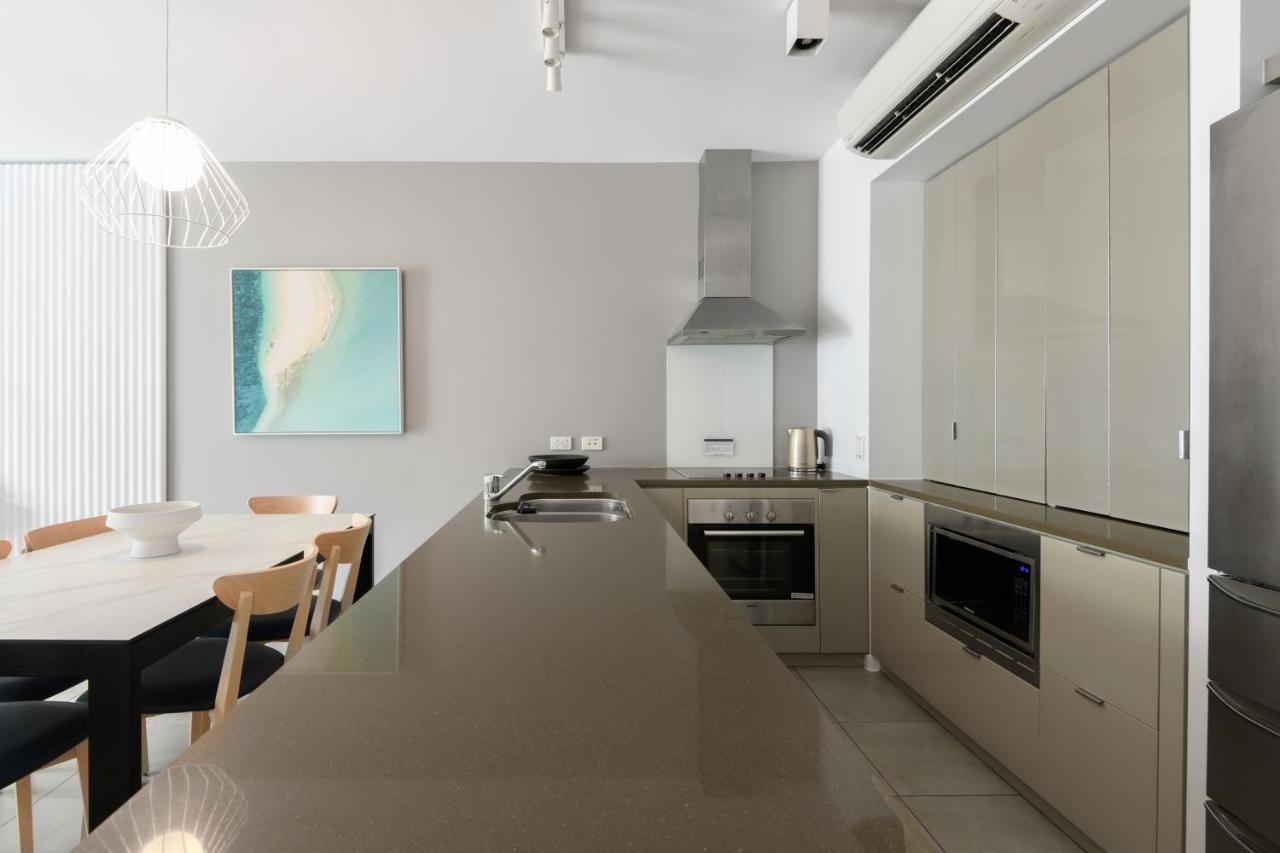 Club Luxury Apartment Port Douglas