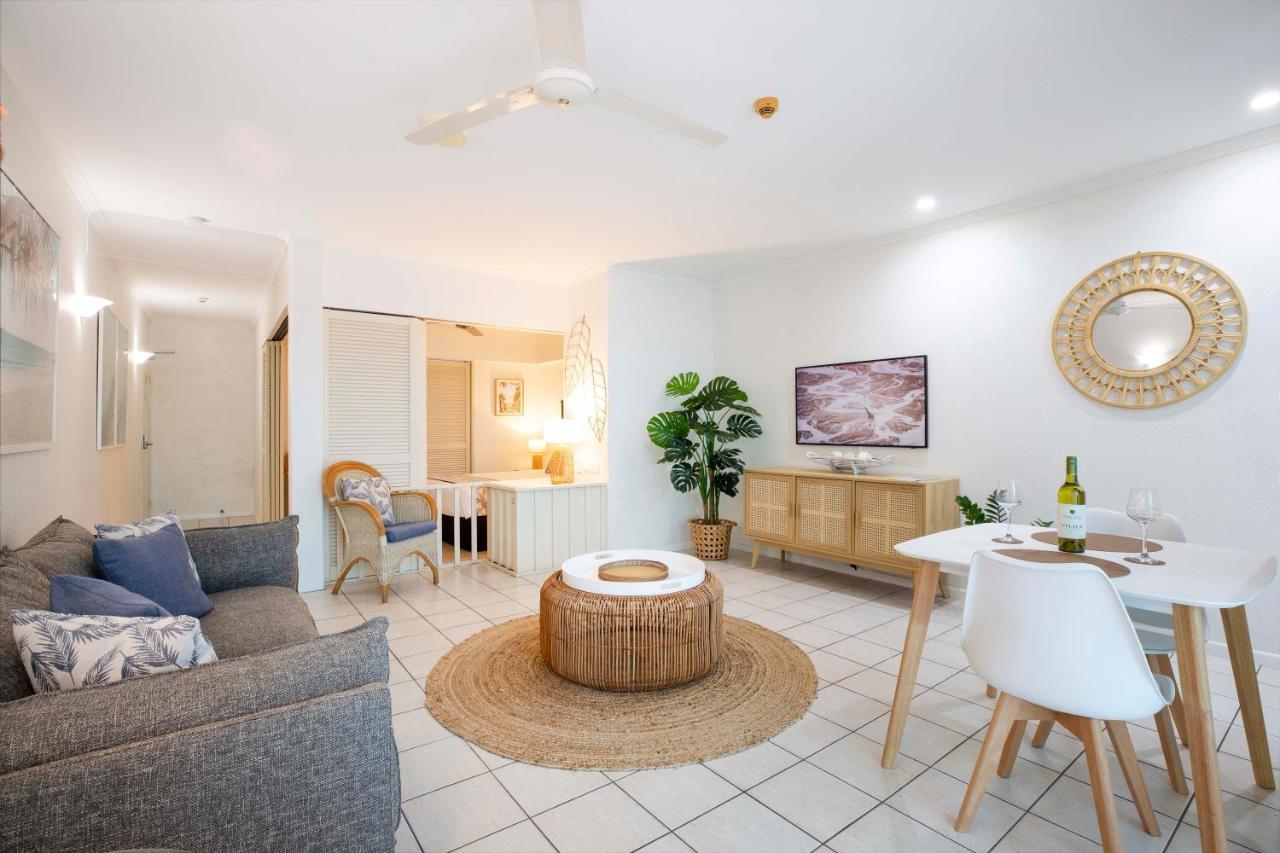 Apartamento Oasis Breeze On Macrossan Street - No Stairs! *