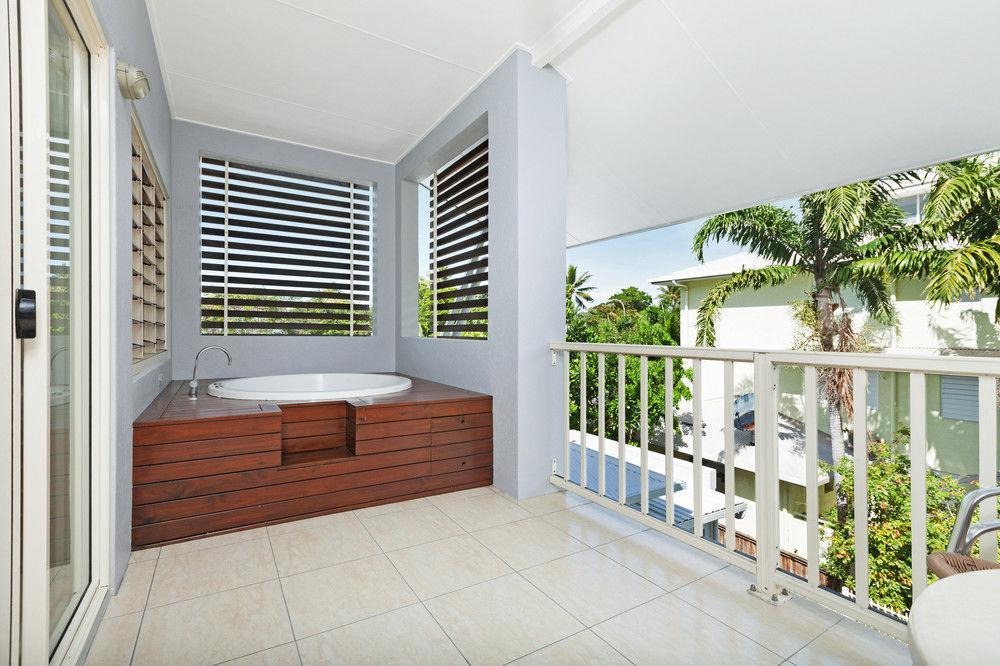 Mantra Aqueous On Port 4* Port Douglas