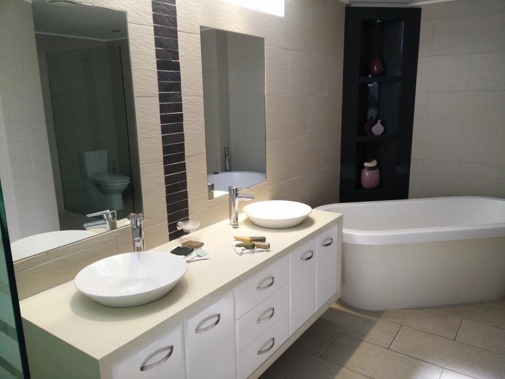 Mandalay Luxury Beachfront Aparthotel 5*