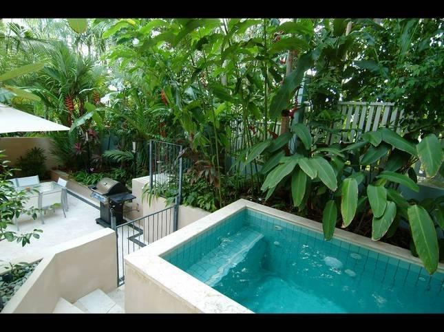 Villa Latitude 16 On Grant St