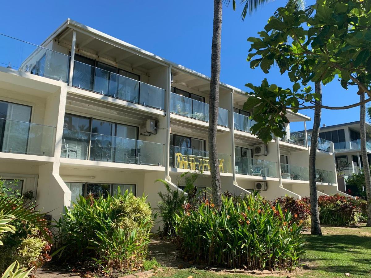 Beachfront Terraces With Onsite Reception & Check In Port Douglas