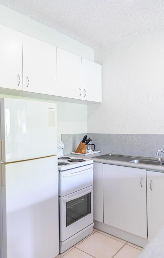 Beachfront Terraces With Onsite Reception & Check In 3*